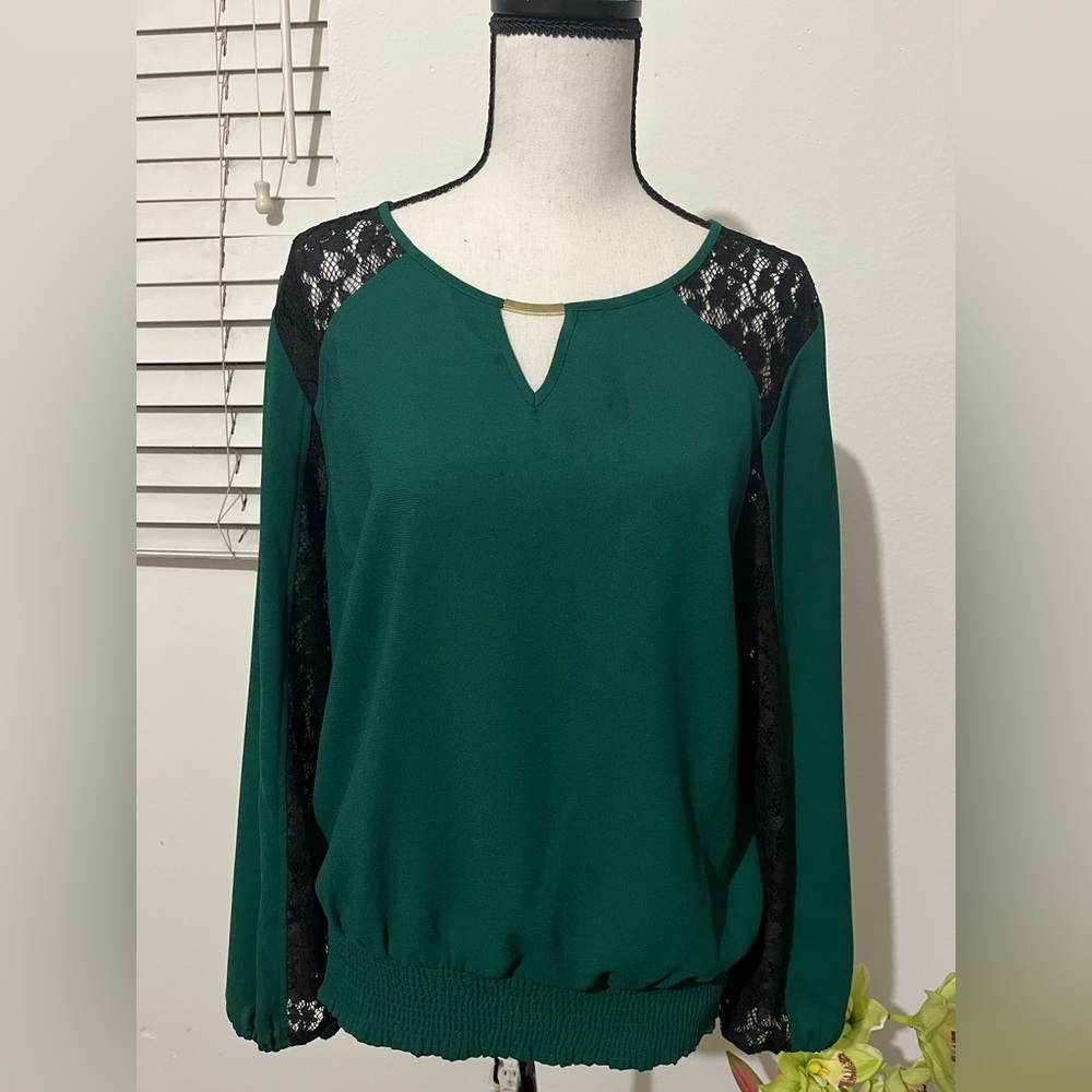 Elegant Green Lace Women's Top